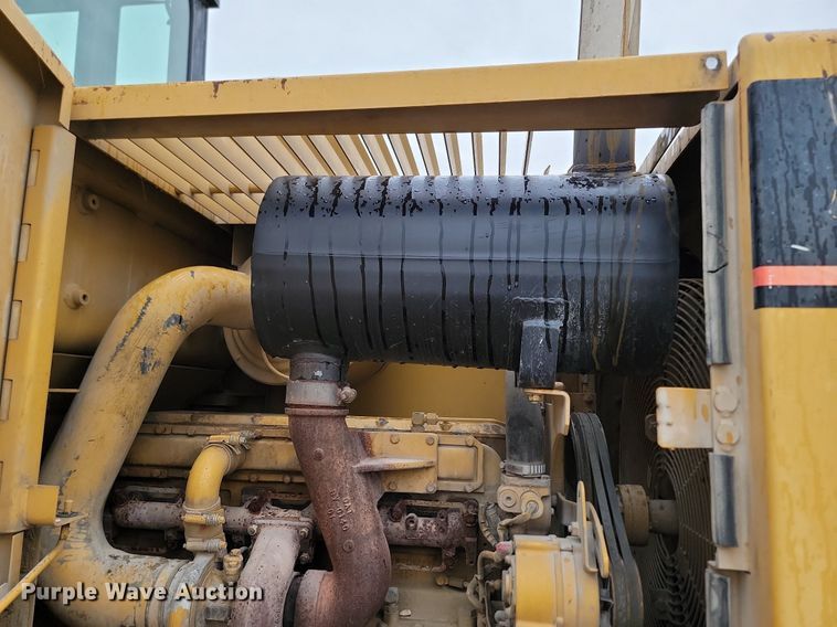 image for item NZ9934 1997 Caterpillar  938F wheel loader