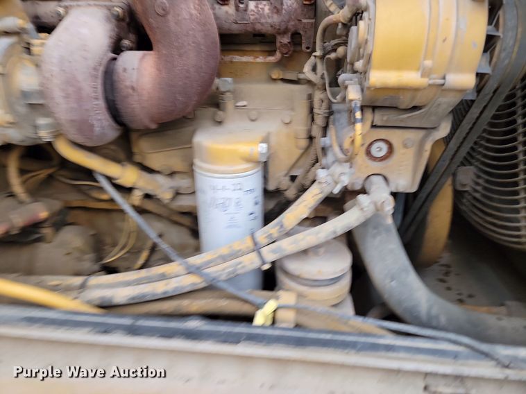 image for item NZ9934 1997 Caterpillar  938F wheel loader