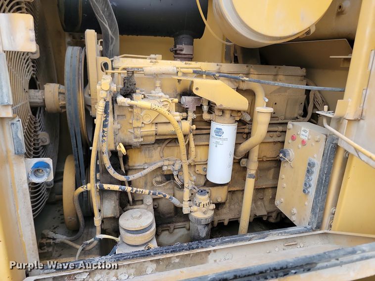 image for item NZ9934 1997 Caterpillar  938F wheel loader