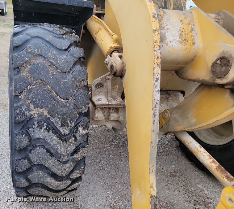 image for item NZ9934 1997 Caterpillar  938F wheel loader