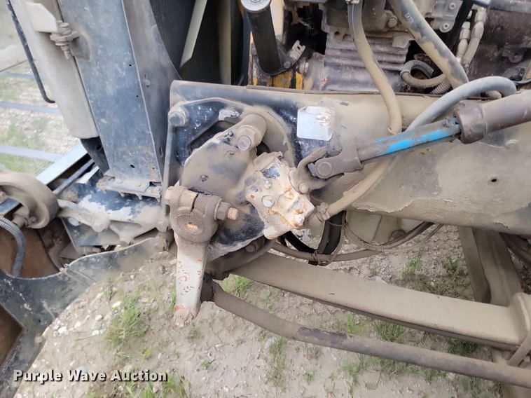 image for item NZ9938 2000 Peterbilt  377 semi truck