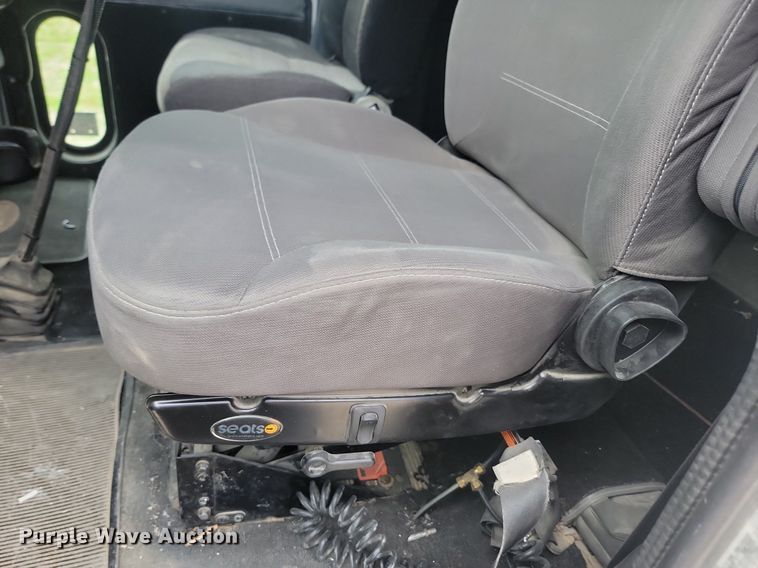 image for item NZ9939 2002 Peterbilt  378 semi truck