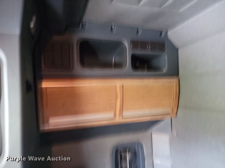 image for item NZ9939 2002 Peterbilt  378 semi truck