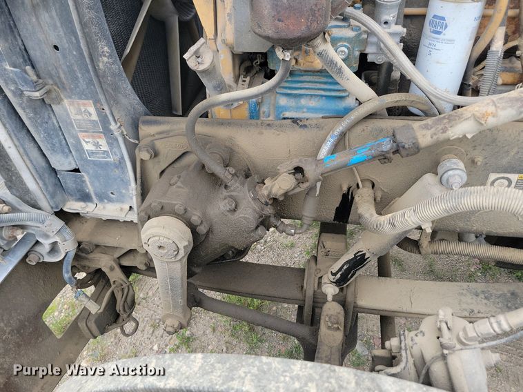 image for item NZ9939 2002 Peterbilt  378 semi truck