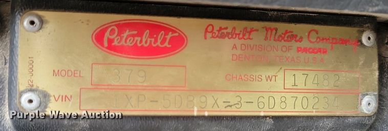 image for item NZ9941 2006 Peterbilt  379 semi truck