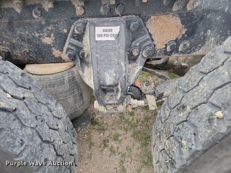 image for item NZ9942 2006 Peterbilt  379 semi truck