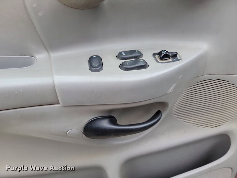 image for item NZ9944 1998 Ford F150 SuperCab pickup truck