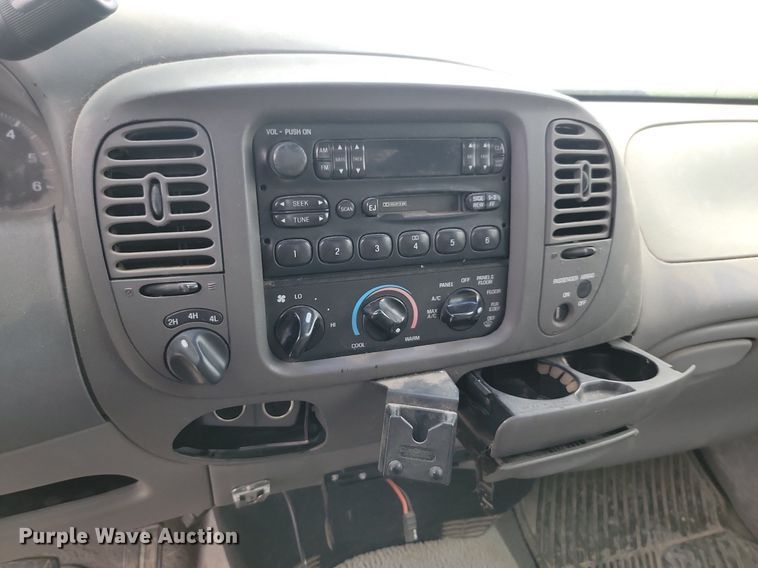 image for item NZ9944 1998 Ford F150 SuperCab pickup truck