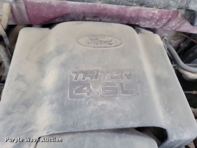 image for item NZ9944 1998 Ford F150 SuperCab pickup truck