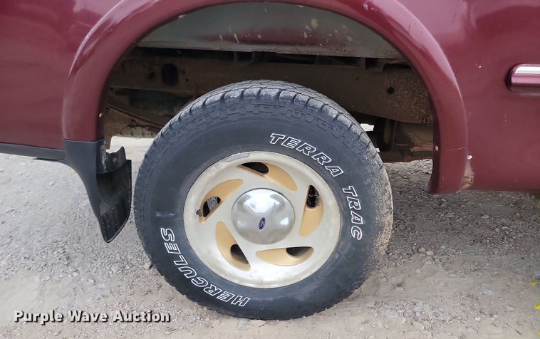 image for item NZ9944 1998 Ford F150 SuperCab pickup truck