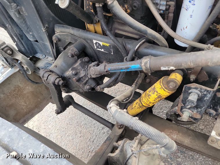 image for item NZ9949 2002 Peterbilt  378 semi truck