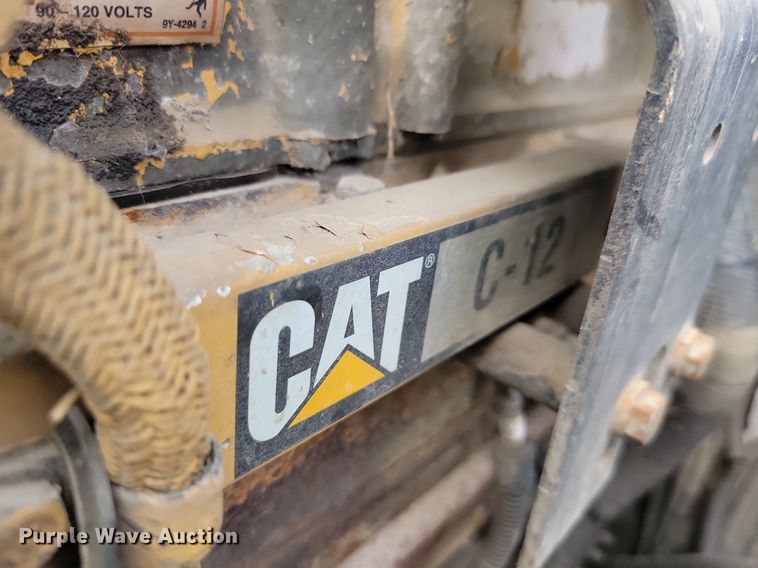 image for item NZ9949 2002 Peterbilt  378 semi truck