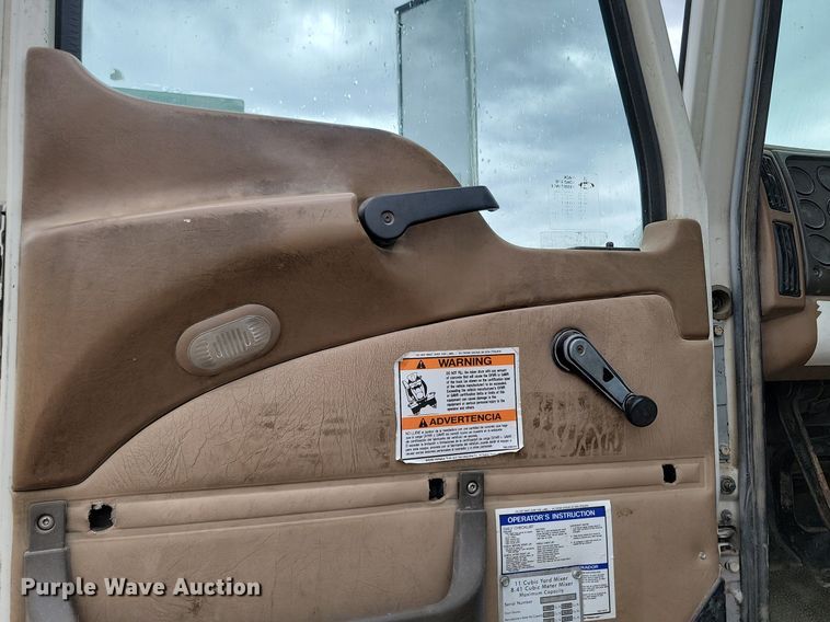 image for item NZ9950 2004 Mack CV513 ready mix truck