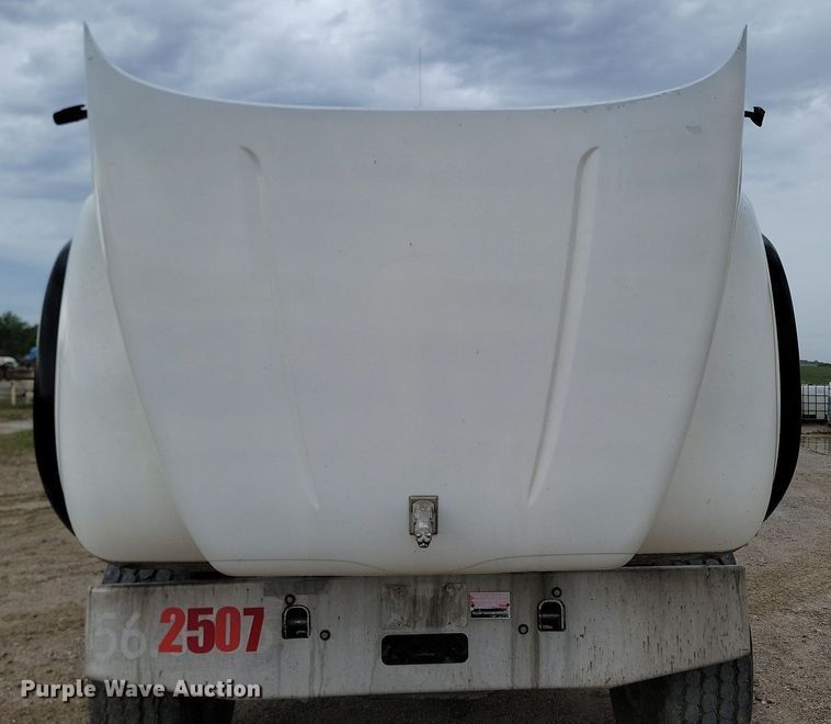 image for item NZ9950 2004 Mack CV513 ready mix truck