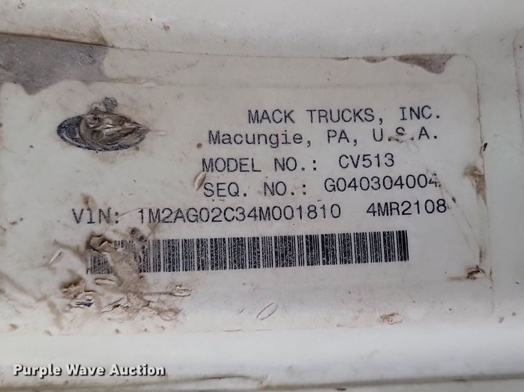 image for item NZ9950 2004 Mack CV513 ready mix truck