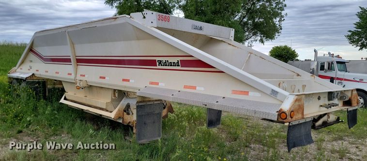 image for item NZ9953 2008 Midland MG40TC2000 bottom dump trailer