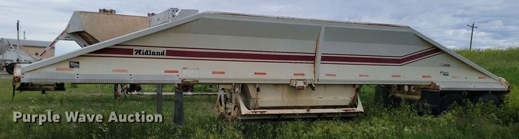 image for item NZ9953 2008 Midland MG40TC2000 bottom dump trailer