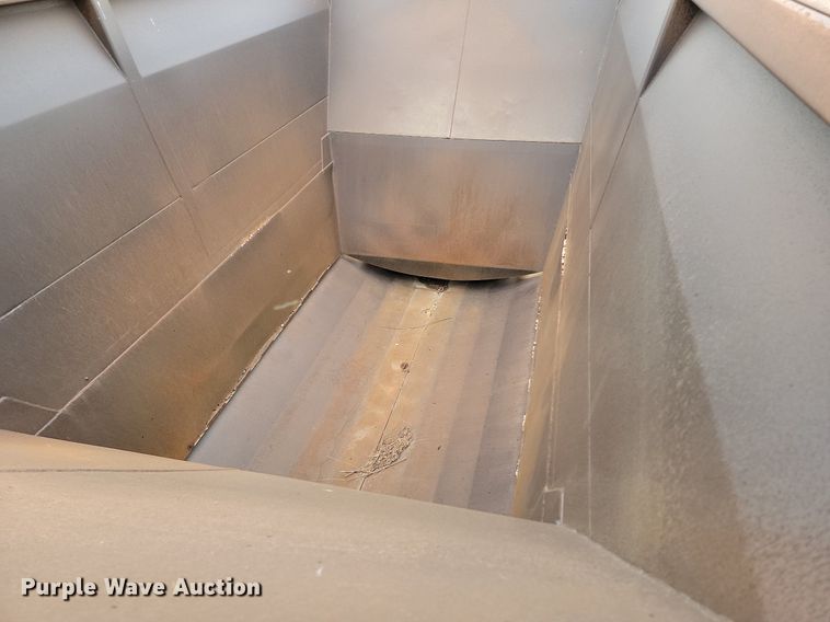 image for item NZ9953 2008 Midland MG40TC2000 bottom dump trailer