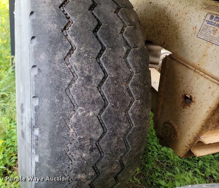 image for item NZ9953 2008 Midland MG40TC2000 bottom dump trailer