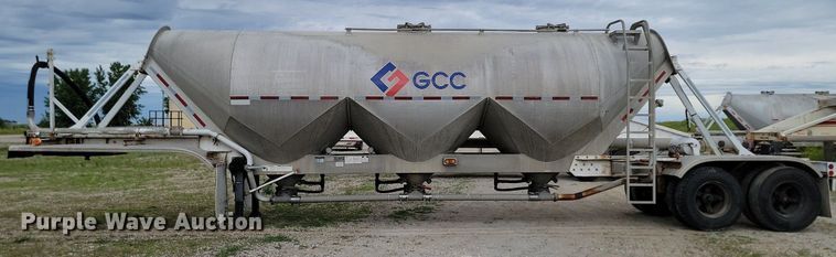 image for item NZ9955 1998 Fruenhauf  pneumatic dry bulk trailer