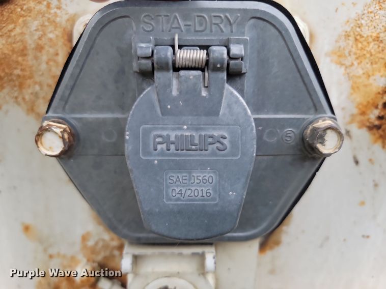 image for item NZ9955 1998 Fruenhauf  pneumatic dry bulk trailer