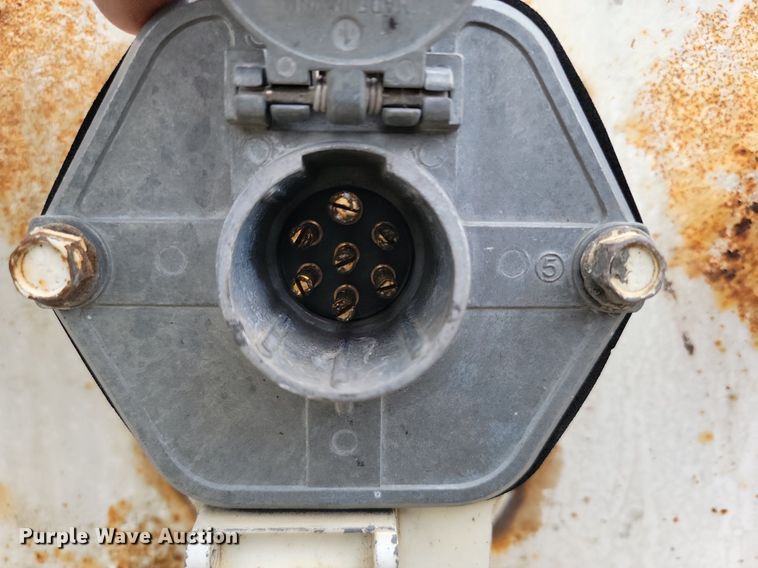 image for item NZ9955 1998 Fruenhauf  pneumatic dry bulk trailer