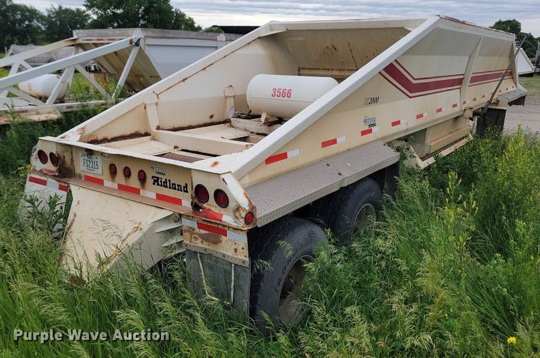 image for item NZ9957 2008 Midland  MG40TC2000 bottom dump trailer