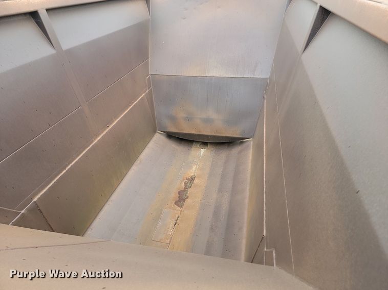 image for item NZ9957 2008 Midland  MG40TC2000 bottom dump trailer