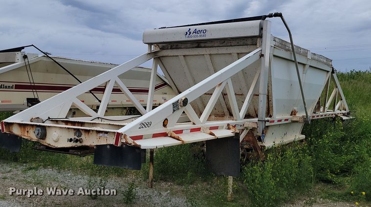 image for item NZ9958 1995 Ranch Manufacturing Co. bottom dump trailer