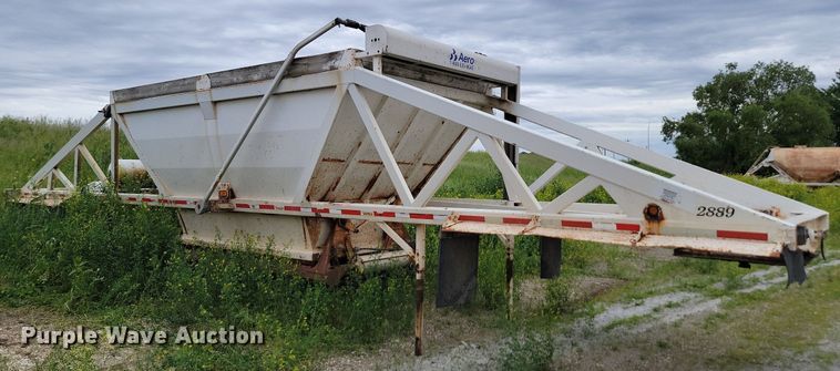 image for item NZ9958 1995 Ranch Manufacturing Co. bottom dump trailer