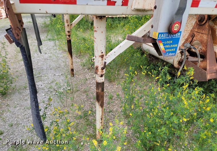 image for item NZ9958 1995 Ranch Manufacturing Co. bottom dump trailer