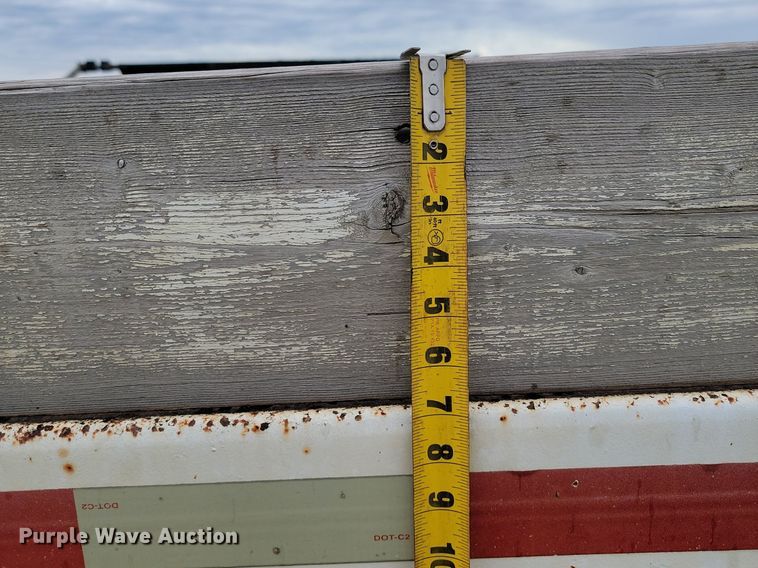 image for item NZ9958 1995 Ranch Manufacturing Co. bottom dump trailer