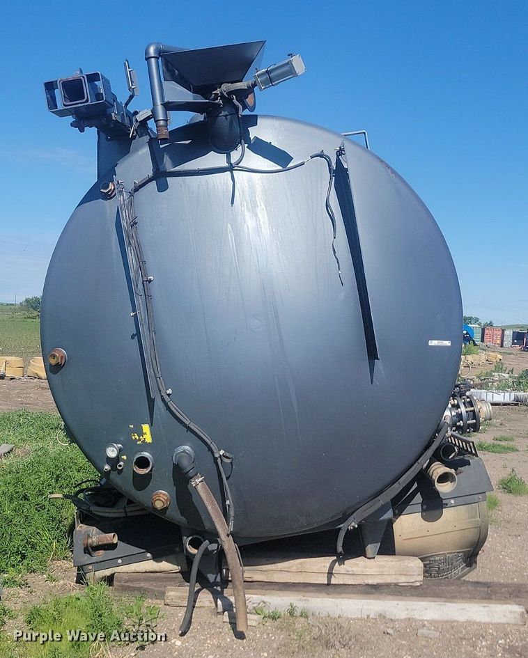 image for item NZ9960 SBA CV-100 hydrovac bed