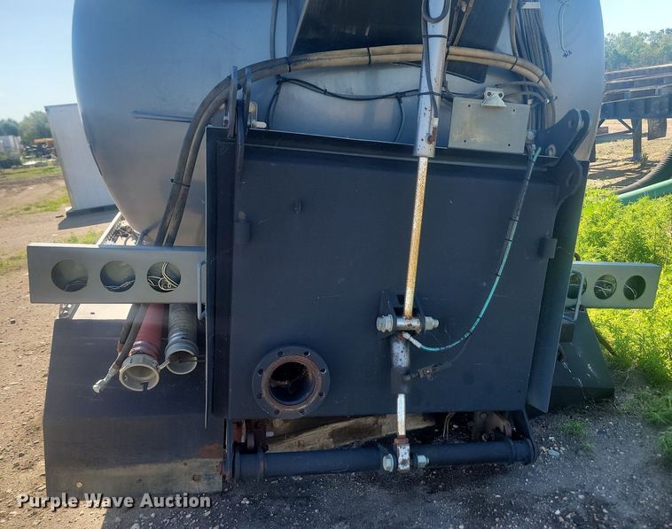 image for item NZ9960 SBA CV-100 hydrovac bed