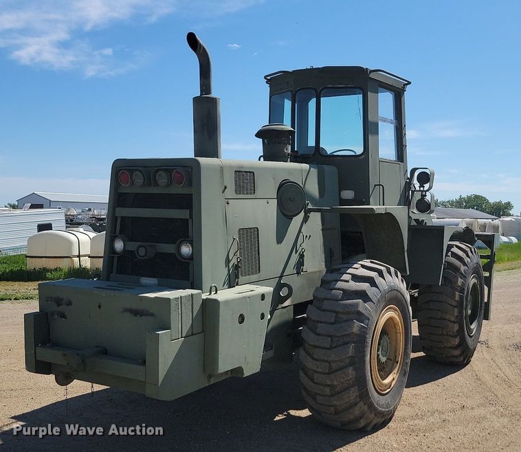 image for item NZ9961 1979 International  530 wheel loader