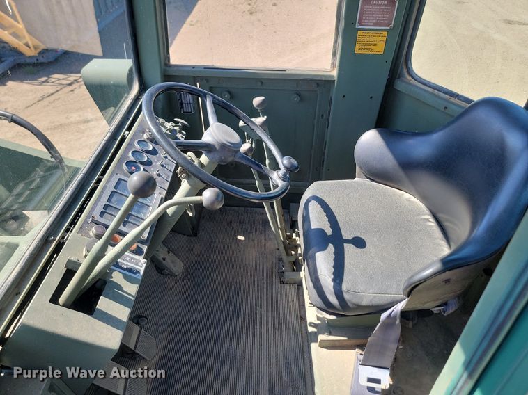 image for item NZ9961 1979 International  530 wheel loader