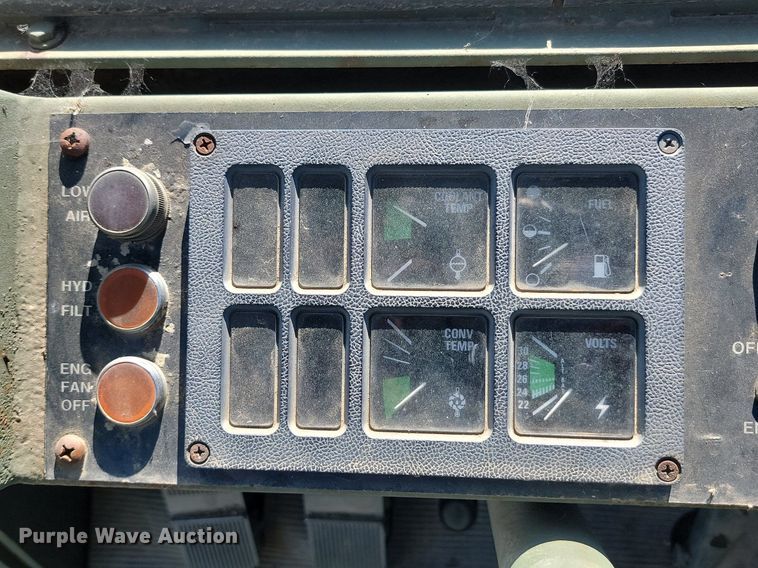 image for item NZ9961 1979 International  530 wheel loader