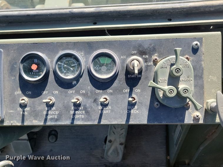 image for item NZ9961 1979 International  530 wheel loader