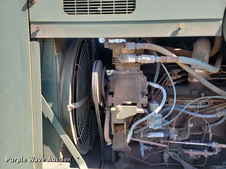 image for item NZ9961 1979 International  530 wheel loader