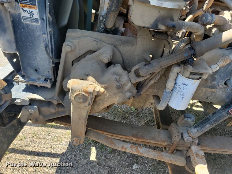 image for item NZ9970 2007 Peterbilt  385 semi truck