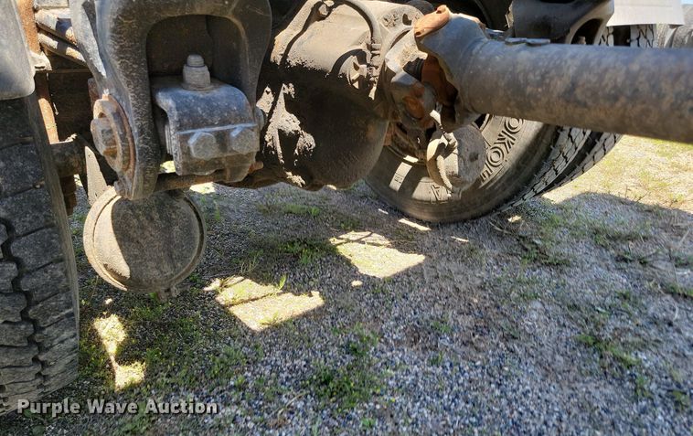 image for item NZ9971 2002 Peterbilt  378 semi truck