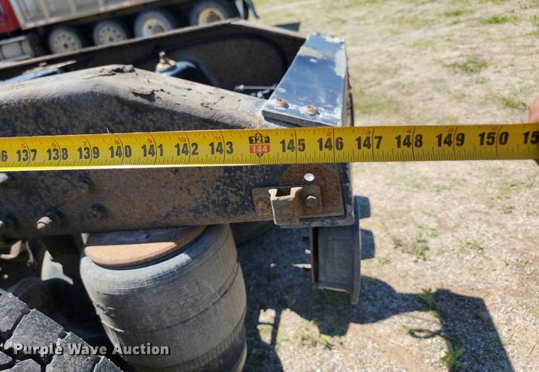 image for item NZ9971 2002 Peterbilt  378 semi truck