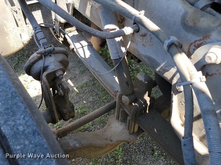 image for item NZ9971 2002 Peterbilt  378 semi truck