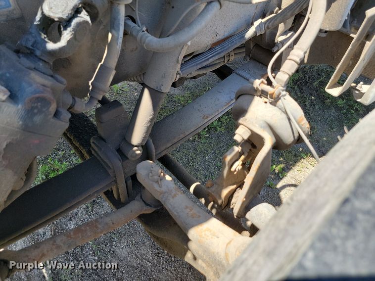 image for item NZ9971 2002 Peterbilt  378 semi truck