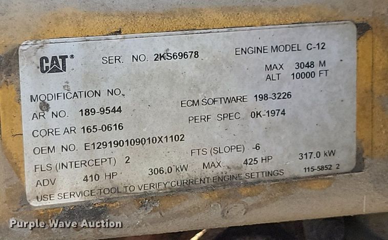 image for item NZ9971 2002 Peterbilt  378 semi truck