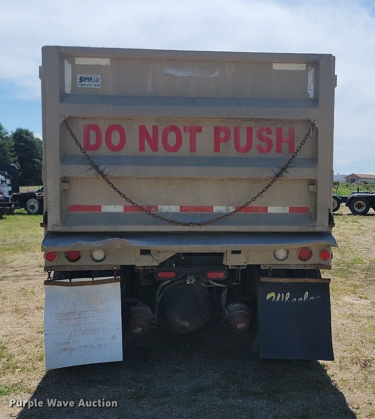 image for item NZ9972 1999 Sterling  LT9511 dump truck