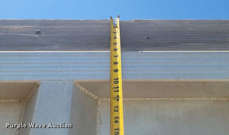 image for item NZ9972 1999 Sterling  LT9511 dump truck