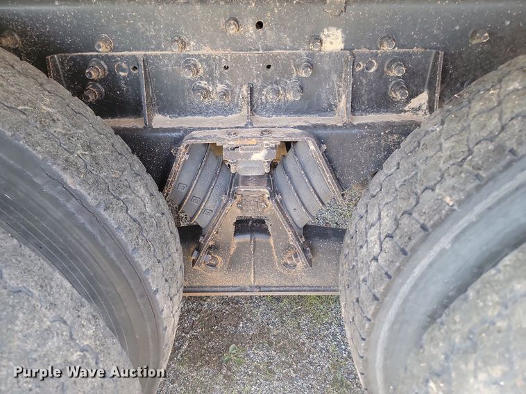 image for item NZ9972 1999 Sterling  LT9511 dump truck