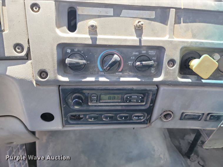 image for item NZ9972 1999 Sterling  LT9511 dump truck