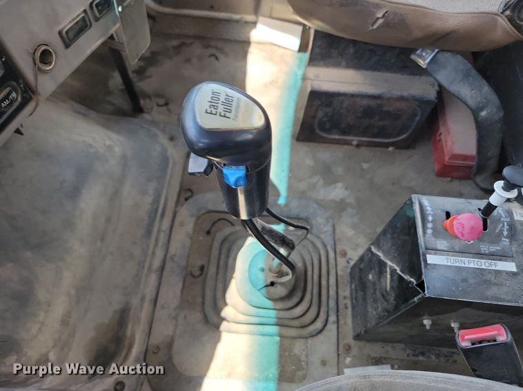 image for item NZ9972 1999 Sterling  LT9511 dump truck